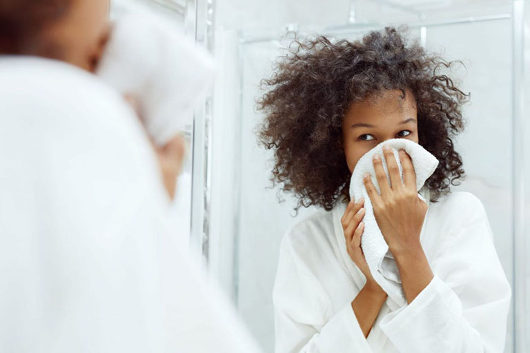 cách trị mụn trứng cá tuổi dậy thì nhanh nhất